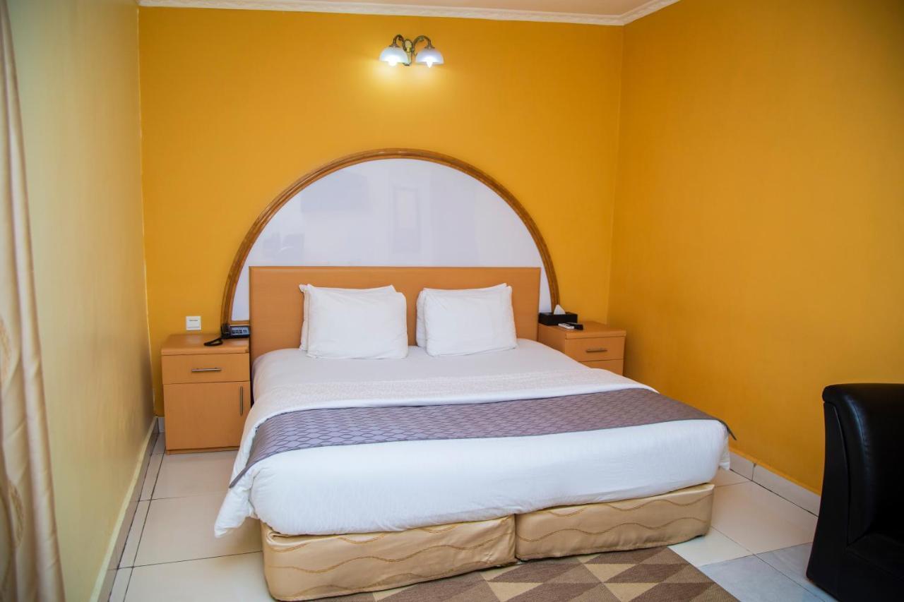 Airside Hotel Accra Exterior foto
