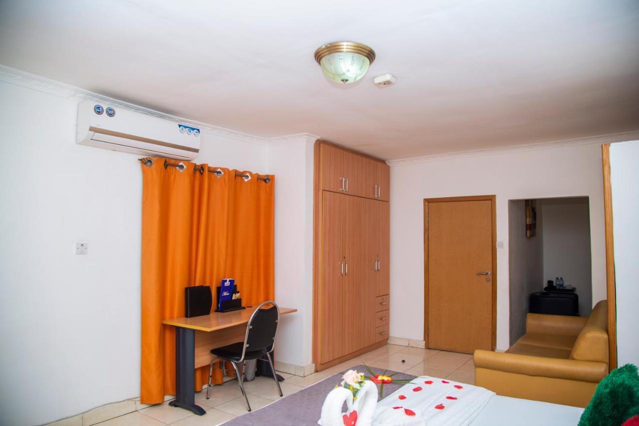 Airside Hotel Accra Exterior foto