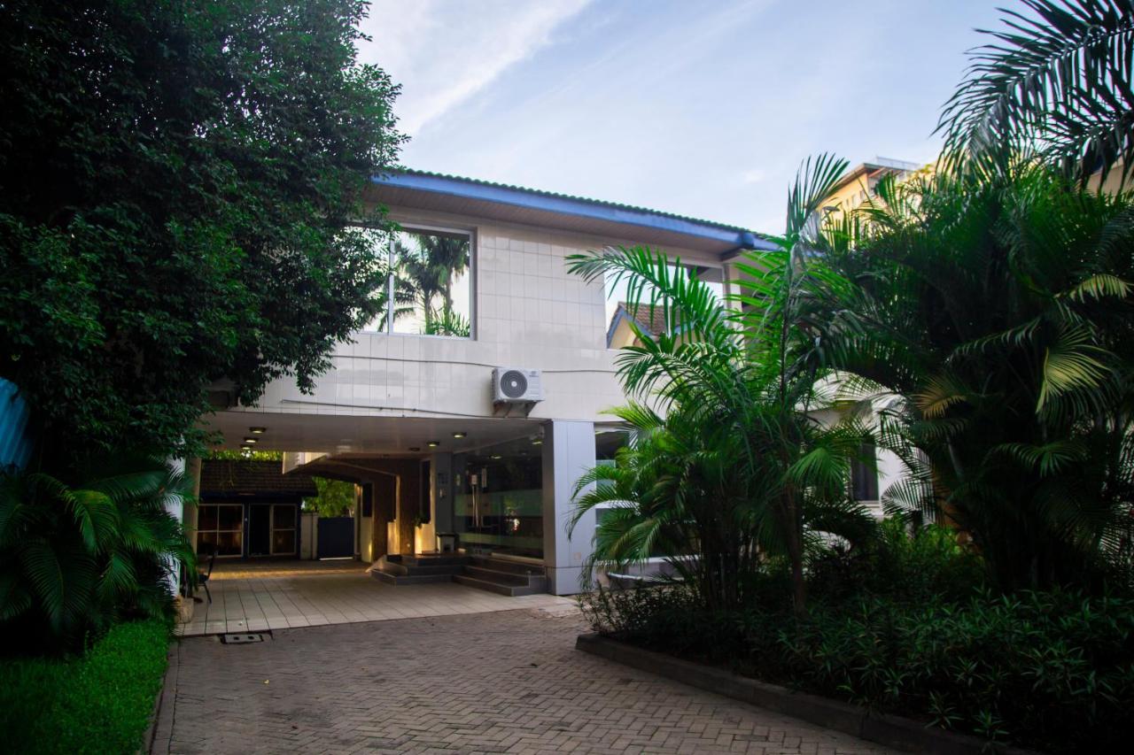 Airside Hotel Accra Exterior foto
