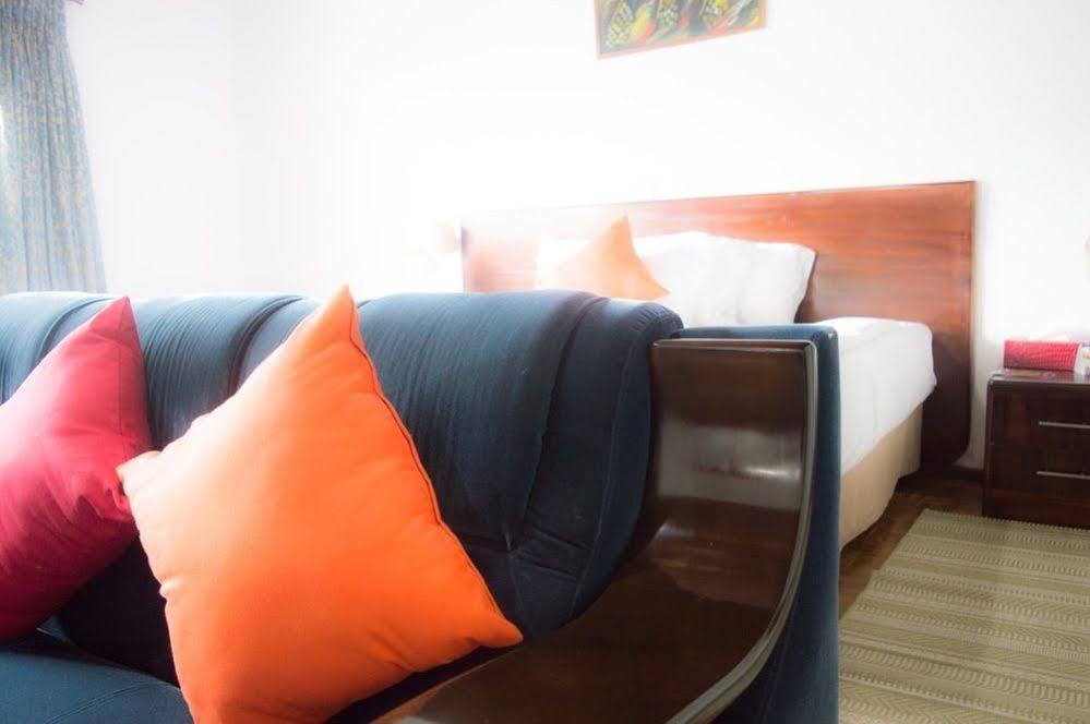 Airside Hotel Accra Exterior foto